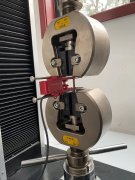 拉力試驗(yàn)機(jī)與夾具的關(guān)系